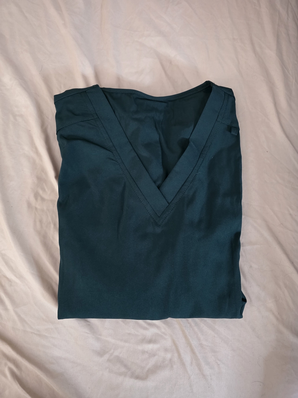 Green Top And Pants Scrubs